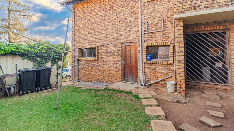 3 Bedroom Property for Sale in Glenvista Gauteng