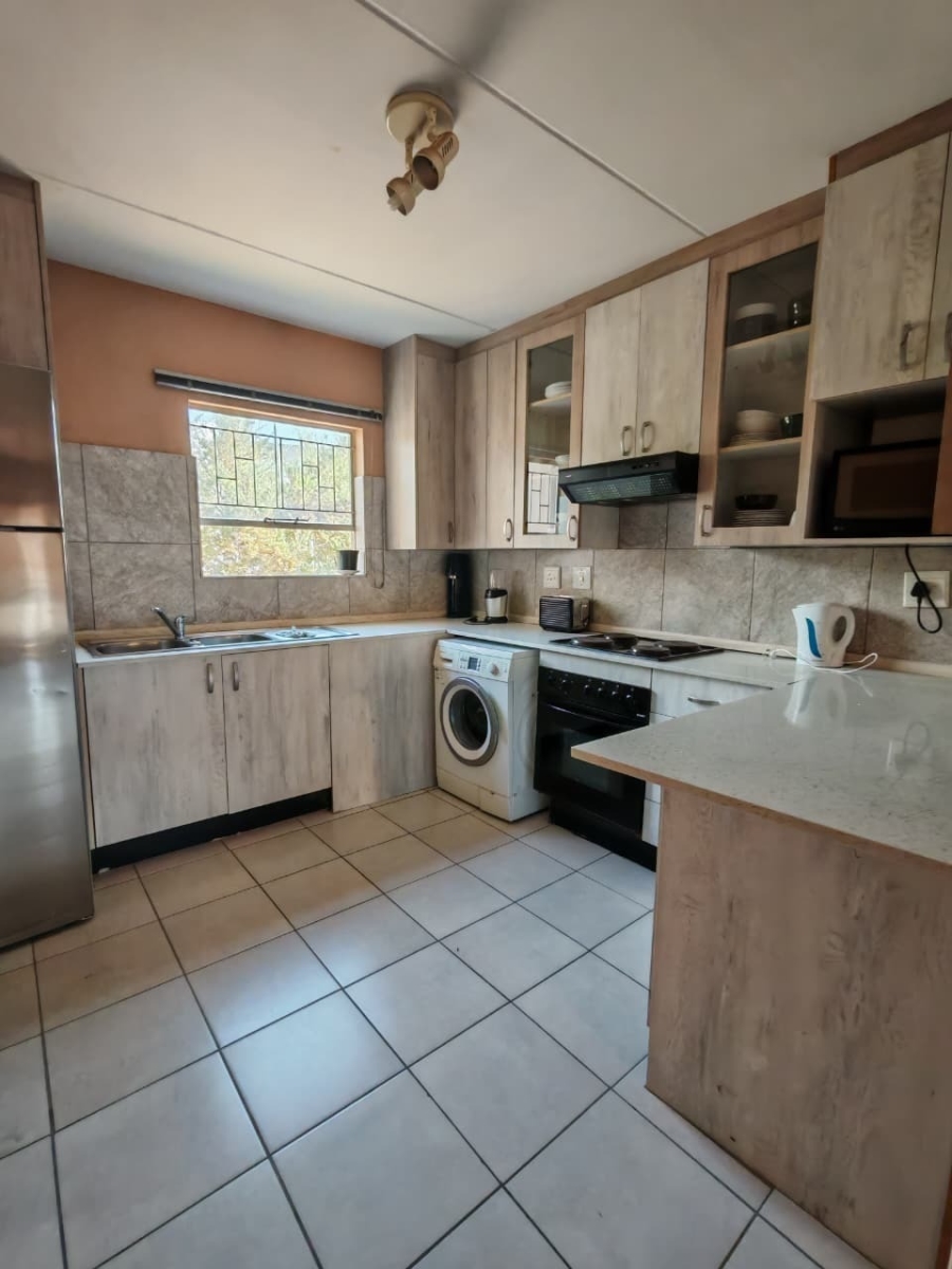 To Let 2 Bedroom Property for Rent in Vorna Valley Gauteng