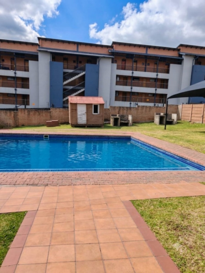 To Let 2 Bedroom Property for Rent in Vorna Valley Gauteng