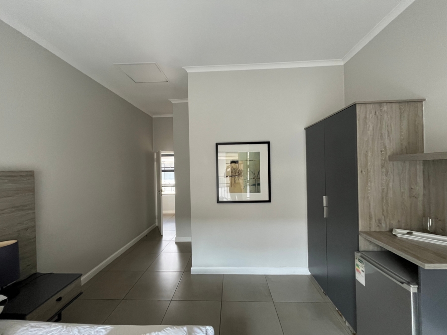 To Let 2 Bedroom Property for Rent in Morningside Gauteng