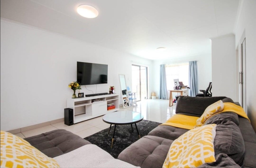 3 Bedroom Property for Sale in Parkrand Gauteng