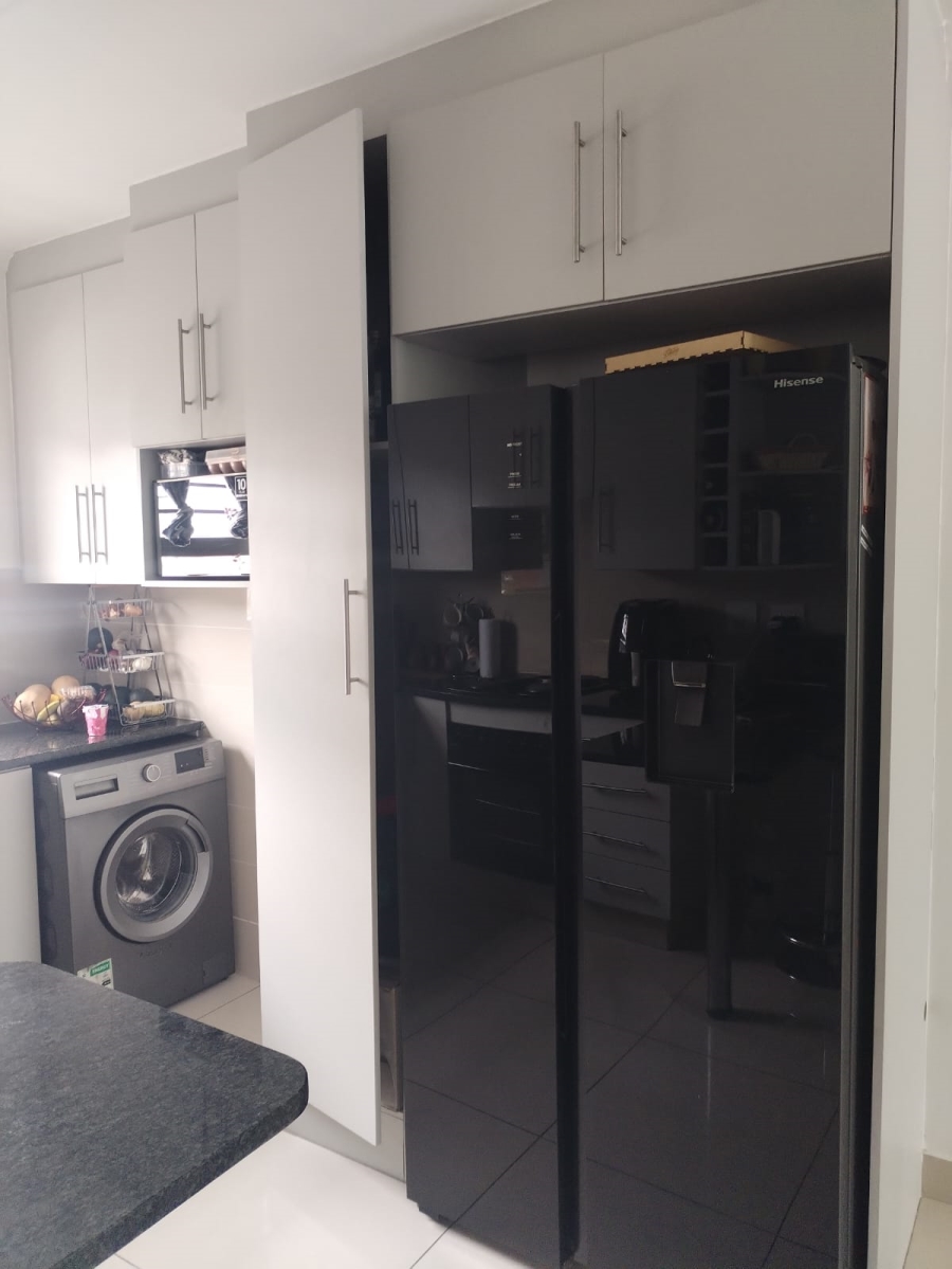 3 Bedroom Property for Sale in Parkrand Gauteng