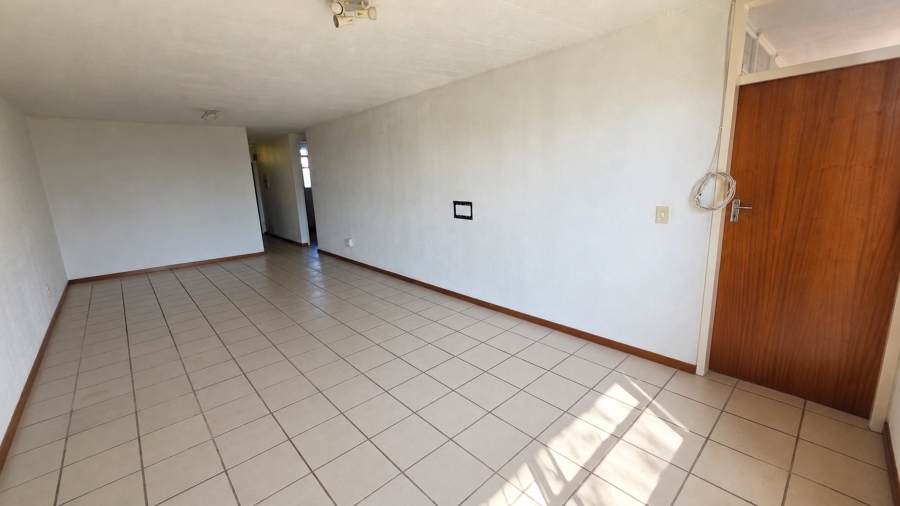 2 Bedroom Property for Sale in Queenswood Gauteng