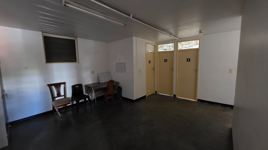 2 Bedroom Property for Sale in Queenswood Gauteng