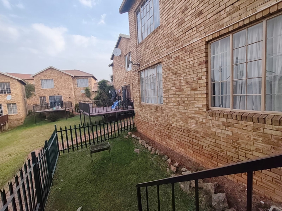 3 Bedroom Property for Sale in South Crest Gauteng