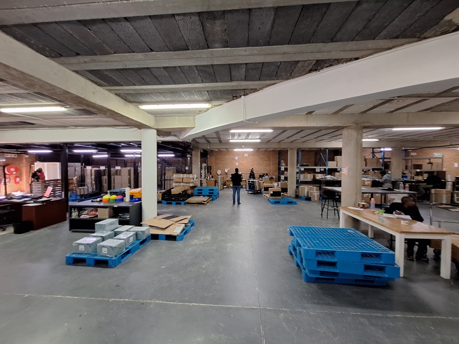 To Let Commercial Property for Rent in North Riding Gauteng