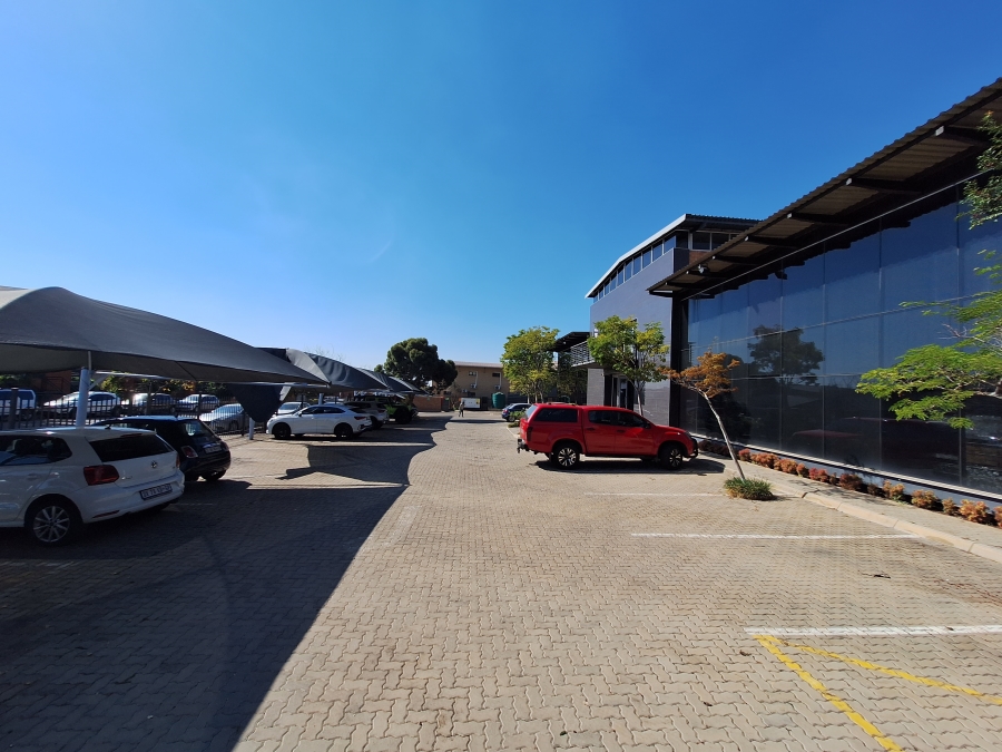 To Let Commercial Property for Rent in North Riding Gauteng