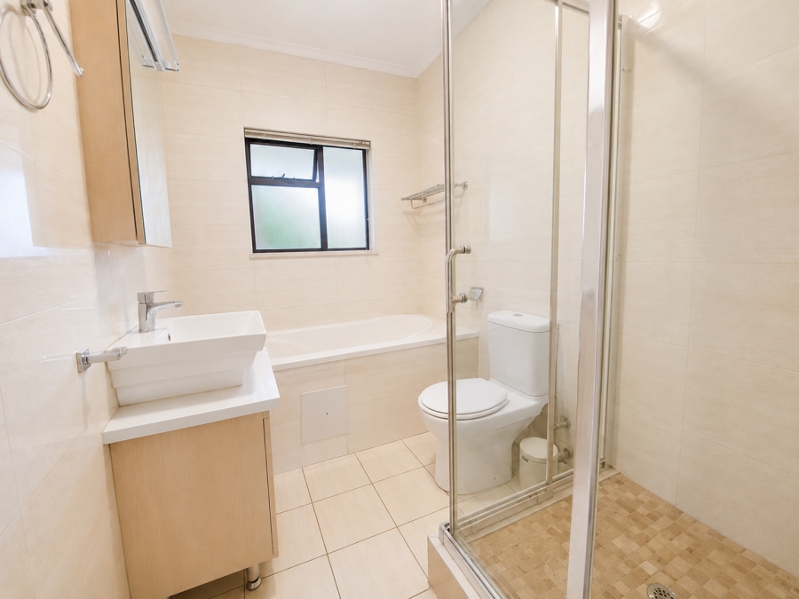 2 Bedroom Property for Sale in Fourways Gauteng