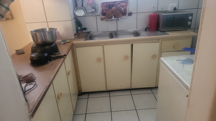 2 Bedroom Property for Sale in Pretoria North Gauteng
