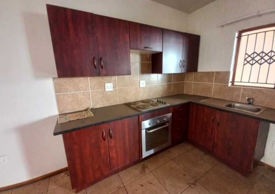 1 Bedroom Property for Sale in Hesteapark Gauteng