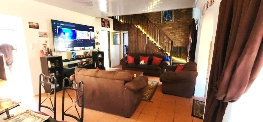 3 Bedroom Property for Sale in Chantelle Gauteng