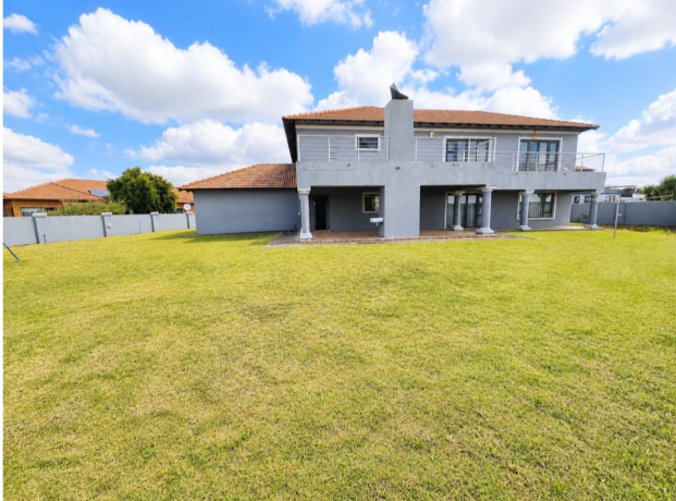 5 Bedroom Property for Sale in Celtisdal Gauteng