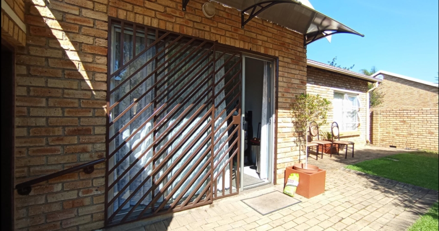 3 Bedroom Property for Sale in Celtisdal Gauteng