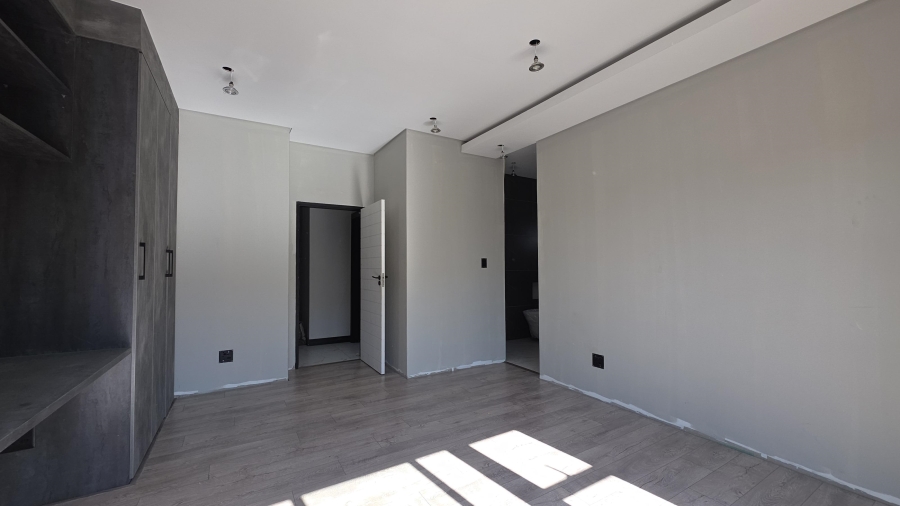 3 Bedroom Property for Sale in Raslouw Gauteng