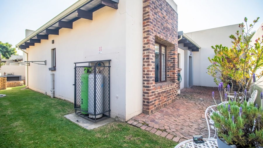 3 Bedroom Property for Sale in Brentwood Gauteng