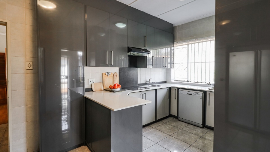 3 Bedroom Property for Sale in Rembrandt Park Gauteng