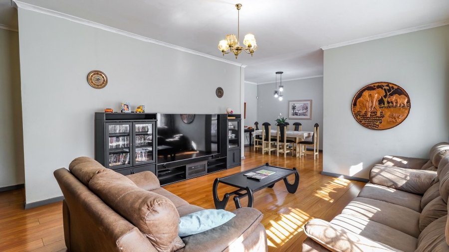 3 Bedroom Property for Sale in Rembrandt Park Gauteng
