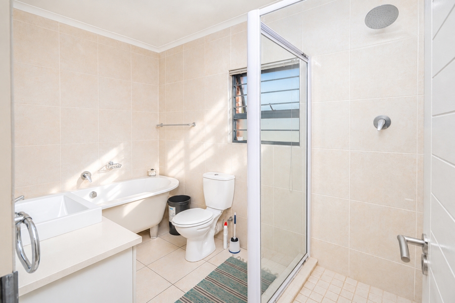 3 Bedroom Property for Sale in Morningside Gauteng