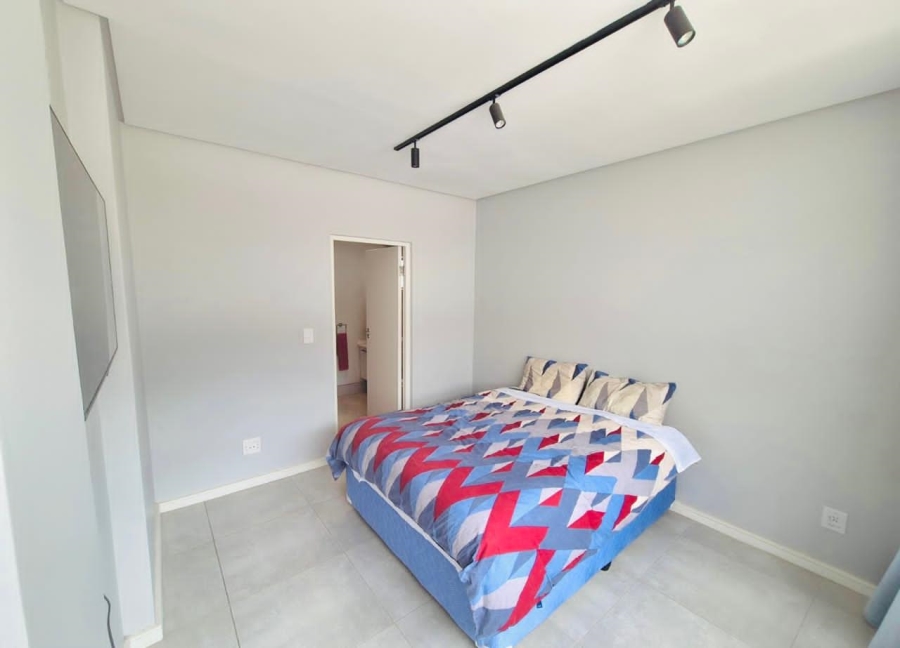 2 Bedroom Property for Sale in Hurlingham Gauteng