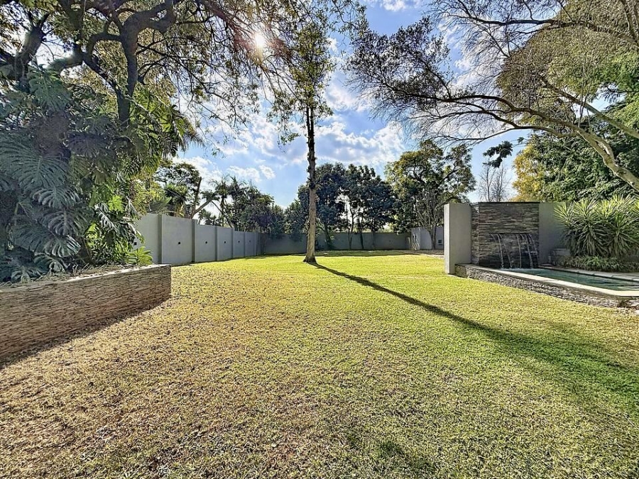6 Bedroom Property for Sale in Waterkloof Gauteng