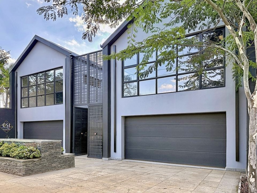 6 Bedroom Property for Sale in Waterkloof Gauteng