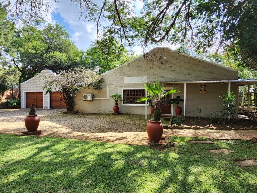 5 Bedroom Property for Sale in Equestria Gauteng