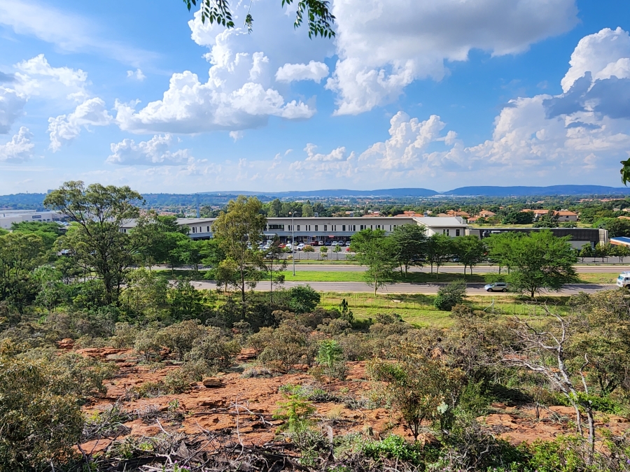 5 Bedroom Property for Sale in Equestria Gauteng