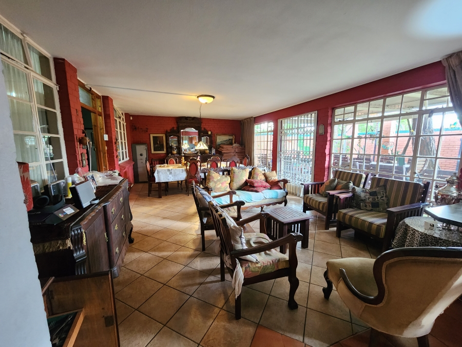 5 Bedroom Property for Sale in Equestria Gauteng