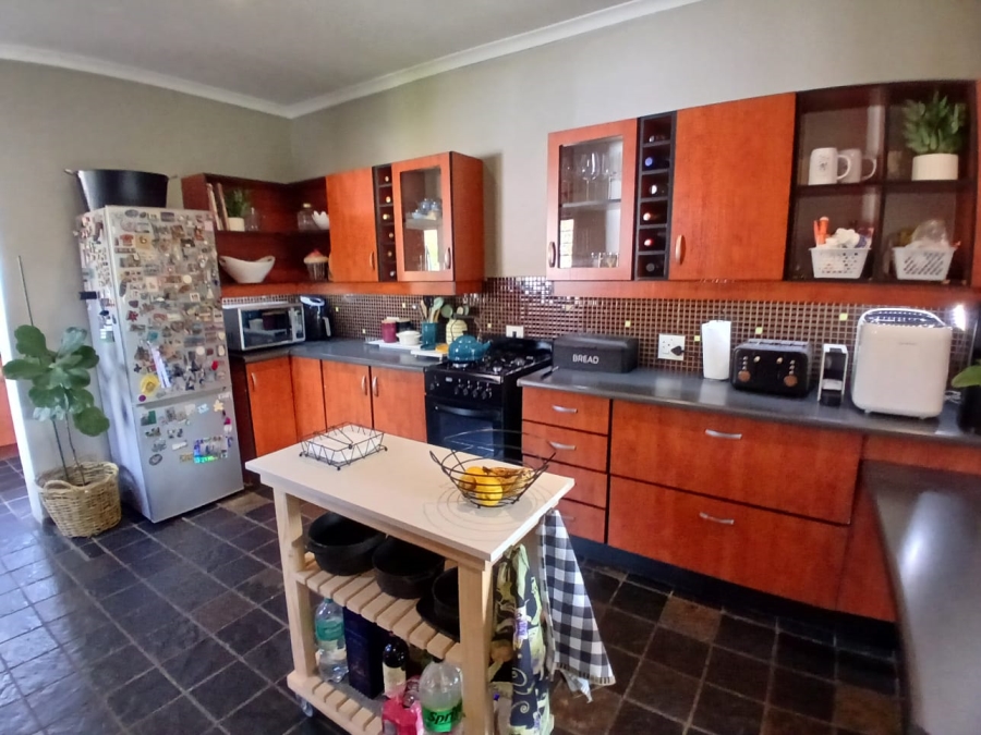 To Let 3 Bedroom Property for Rent in Brooklyn Gauteng
