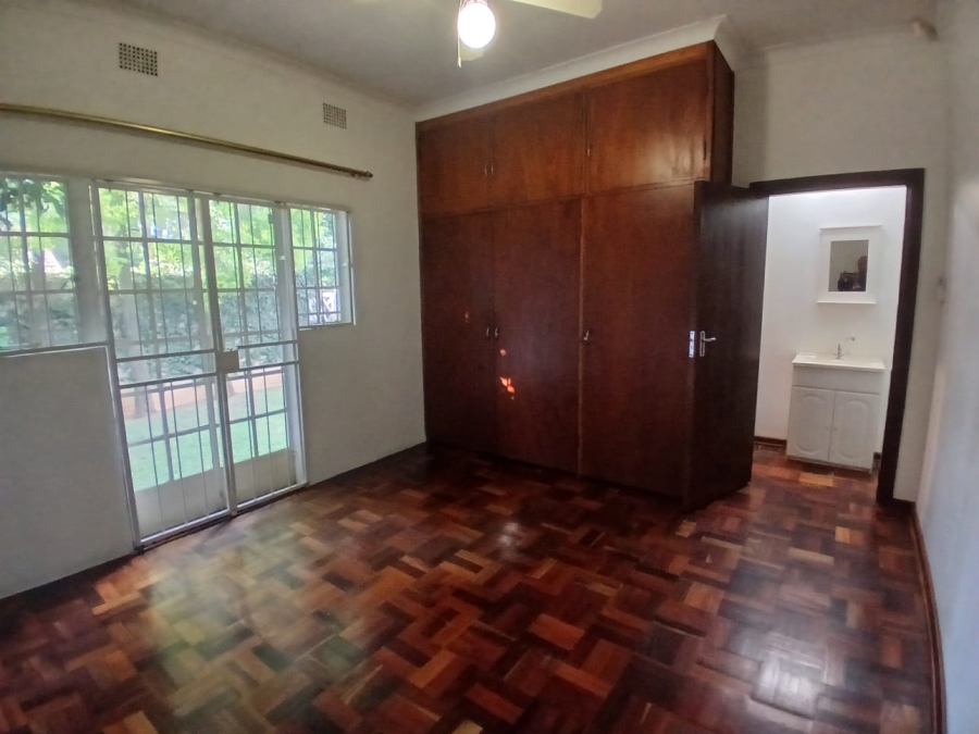 To Let 2 Bedroom Property for Rent in Waterkloof Gauteng