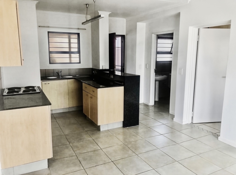 To Let 1 Bedroom Property for Rent in Sunninghill Gauteng