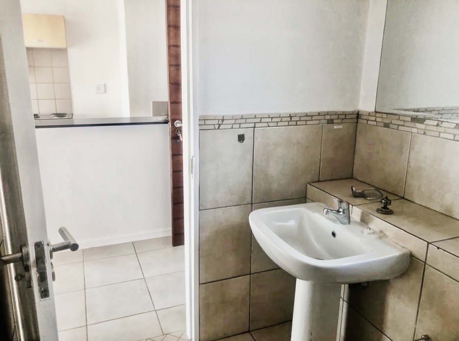 To Let 1 Bedroom Property for Rent in Sunninghill Gauteng