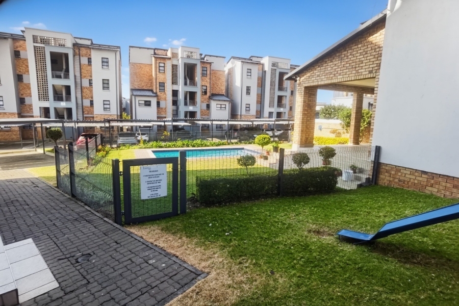 2 Bedroom Property for Sale in Sunninghill Gauteng