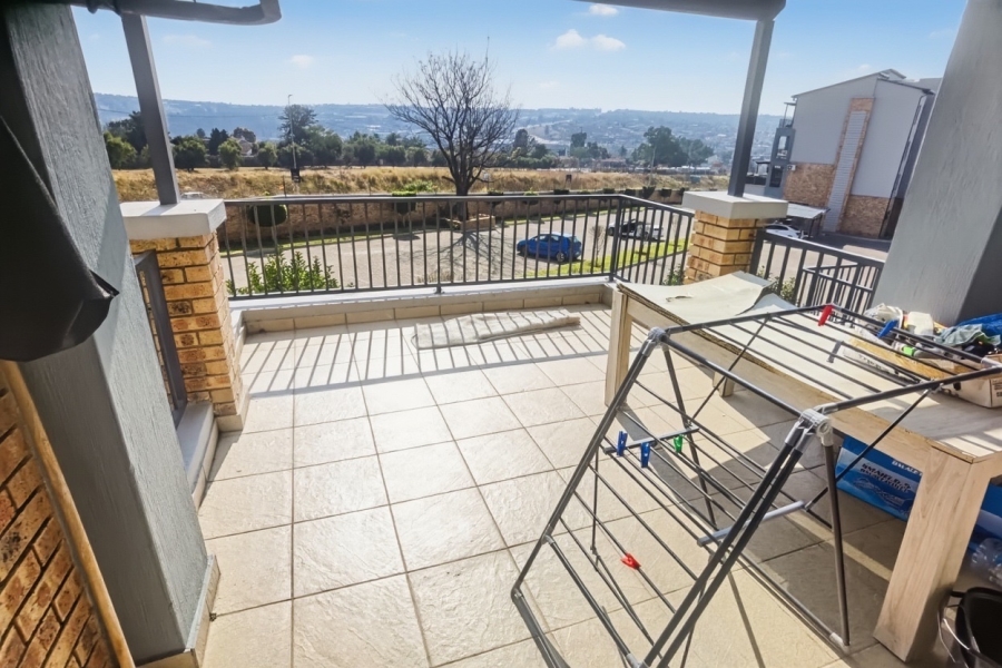 2 Bedroom Property for Sale in Sunninghill Gauteng