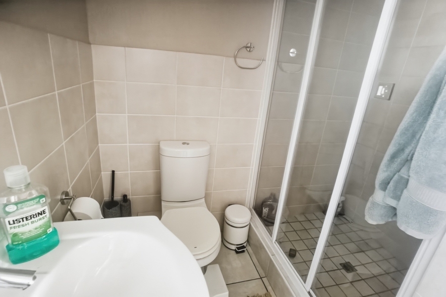 2 Bedroom Property for Sale in Sunninghill Gauteng