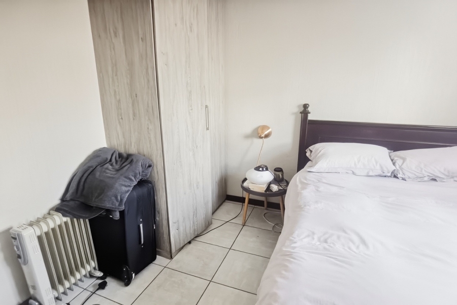 2 Bedroom Property for Sale in Sunninghill Gauteng