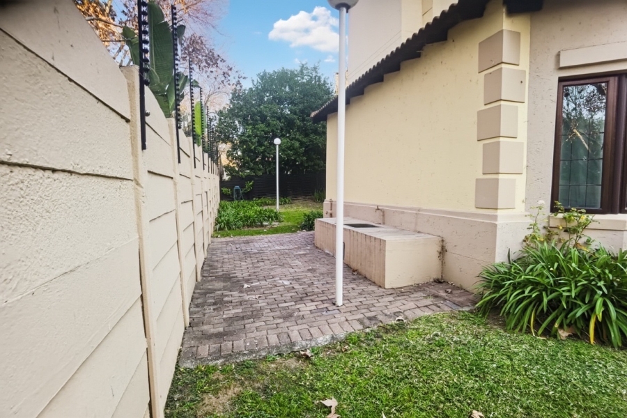3 Bedroom Property for Sale in Sunninghill Gauteng