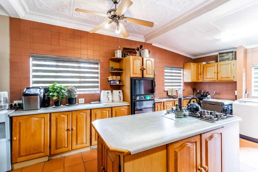 5 Bedroom Property for Sale in Roseville Gauteng