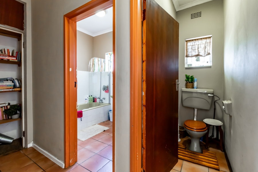 5 Bedroom Property for Sale in Roseville Gauteng