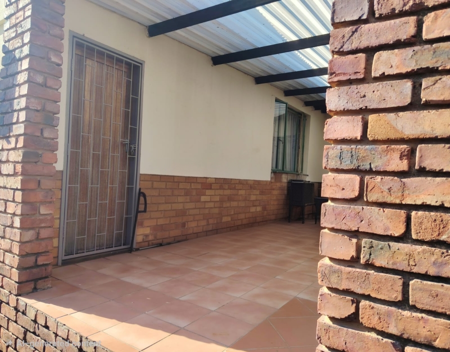 5 Bedroom Property for Sale in Roseville Gauteng