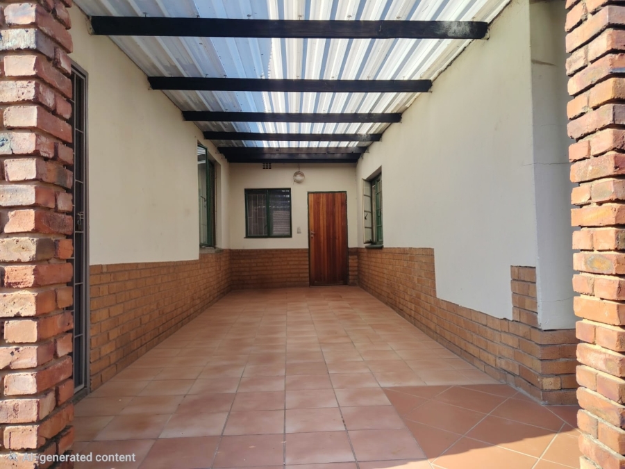 5 Bedroom Property for Sale in Roseville Gauteng