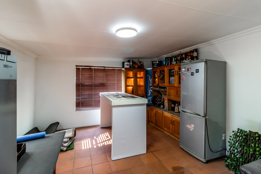 5 Bedroom Property for Sale in Roseville Gauteng