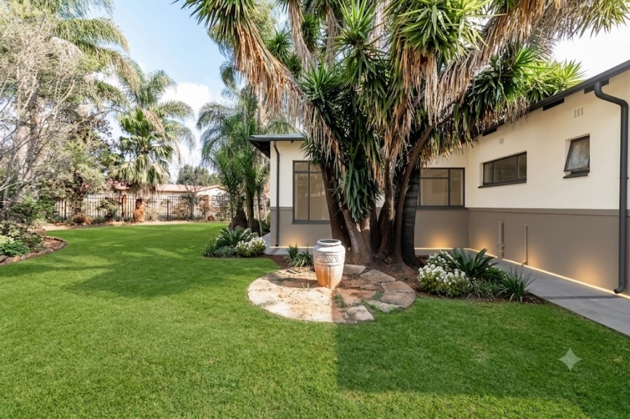 5 Bedroom Property for Sale in Roseville Gauteng