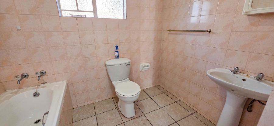 3 Bedroom Property for Sale in Magalieskruin Gauteng