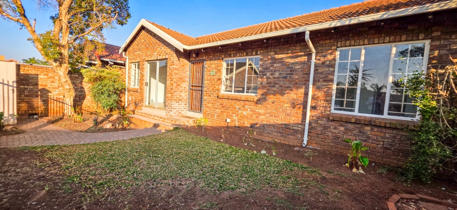 3 Bedroom Property for Sale in Magalieskruin Gauteng