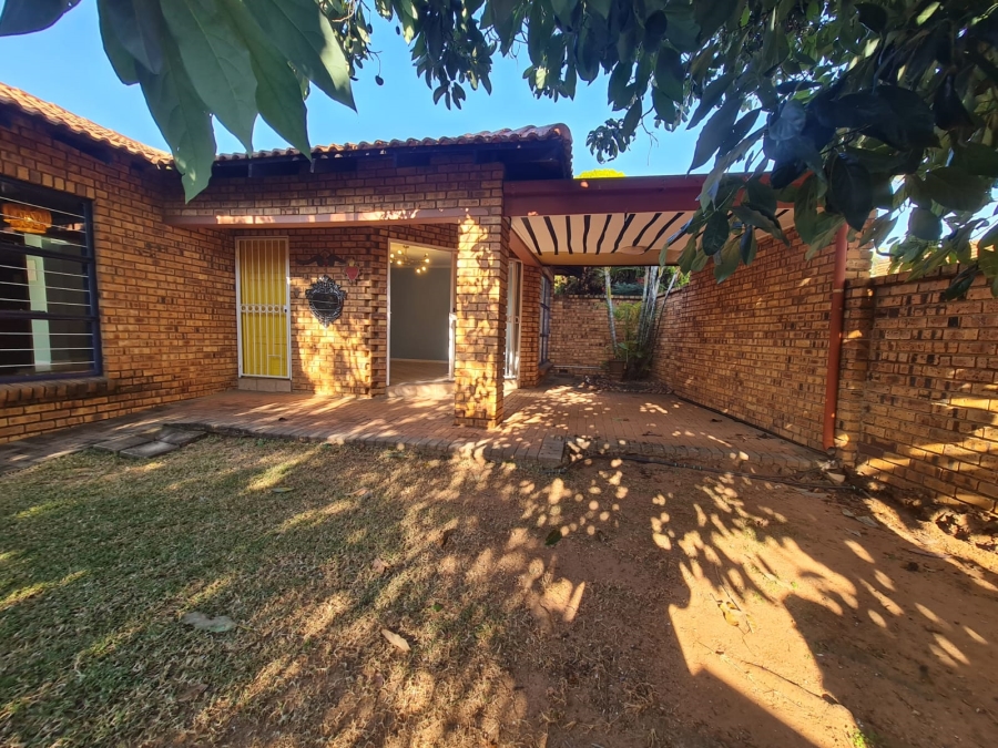 3 Bedroom Property for Sale in Equestria Gauteng