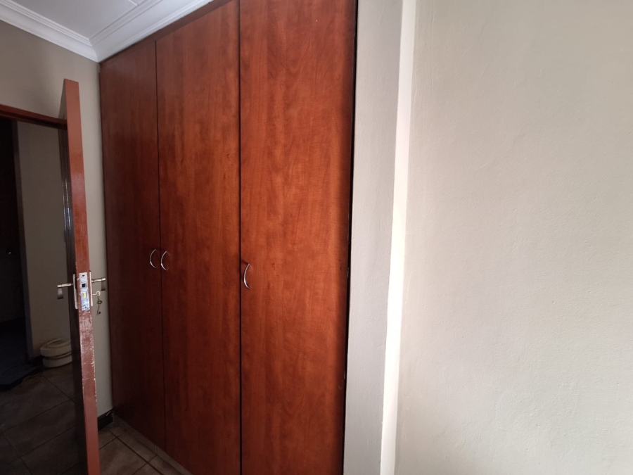 2 Bedroom Property for Sale in Montana Gauteng
