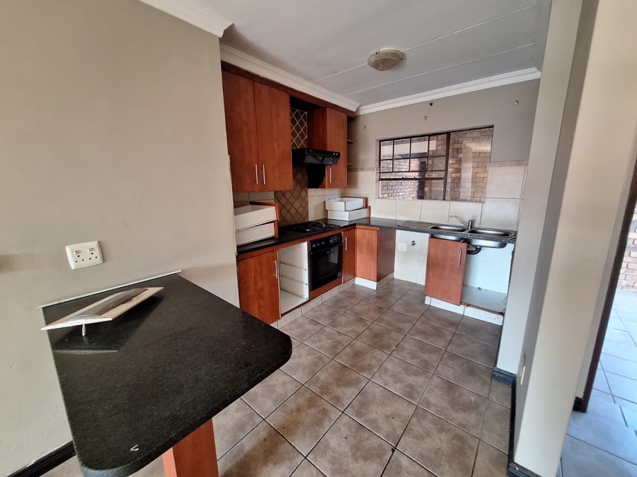 2 Bedroom Property for Sale in Montana Gauteng