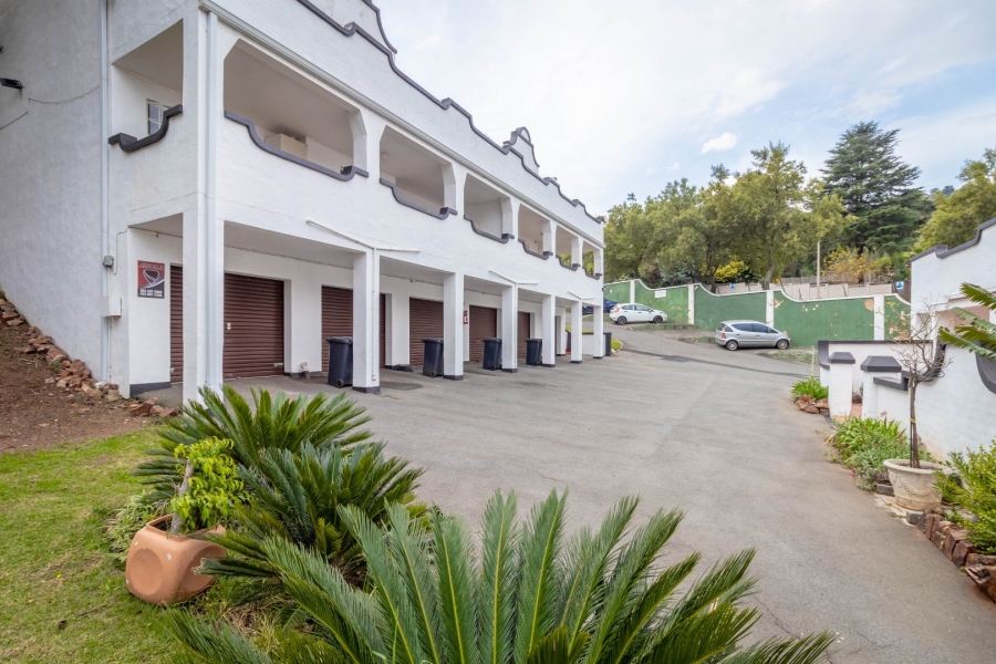 To Let 2 Bedroom Property for Rent in Helderkruin Gauteng