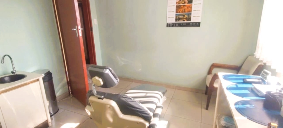 3 Bedroom Property for Sale in Dewalt Hattingh Park Gauteng